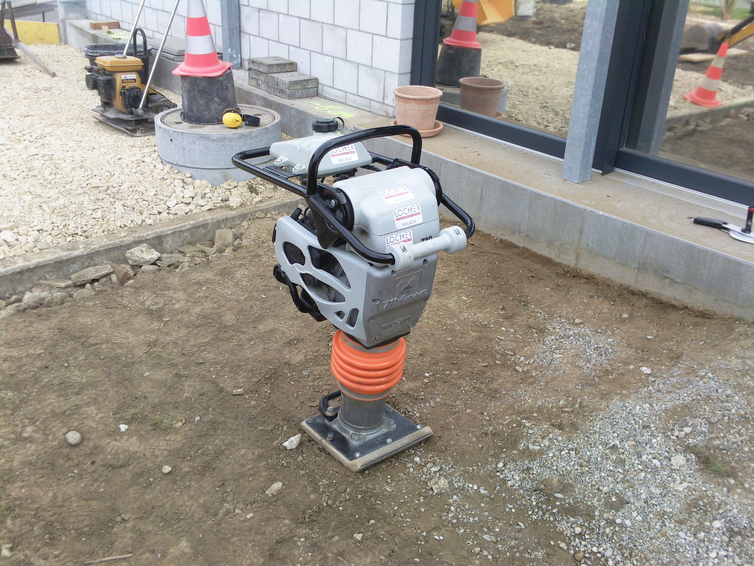Grabenstampfer Hutter Mikasa T80 mit Subaru Motor